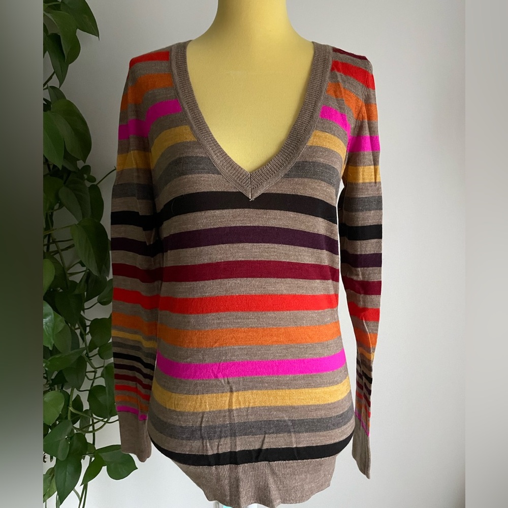 The limited sweater